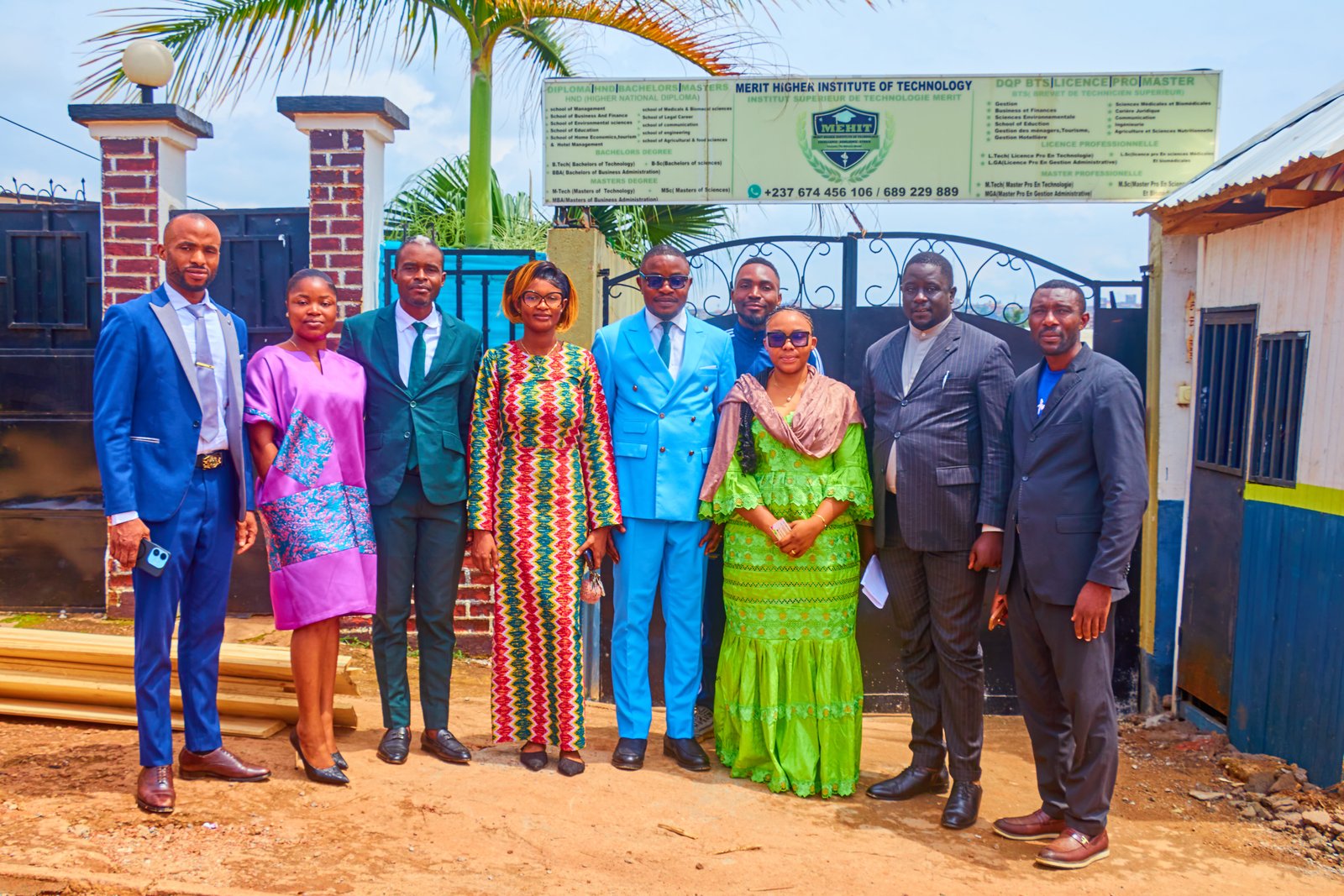 Official group photograph at MEHIT University